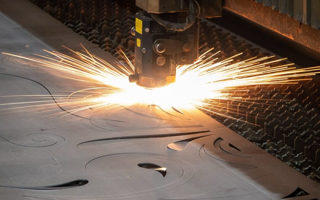 Apa itu Fiber Laser Cutting ? Mesin Potong Besi Presisi untuk Industri Manufaktur